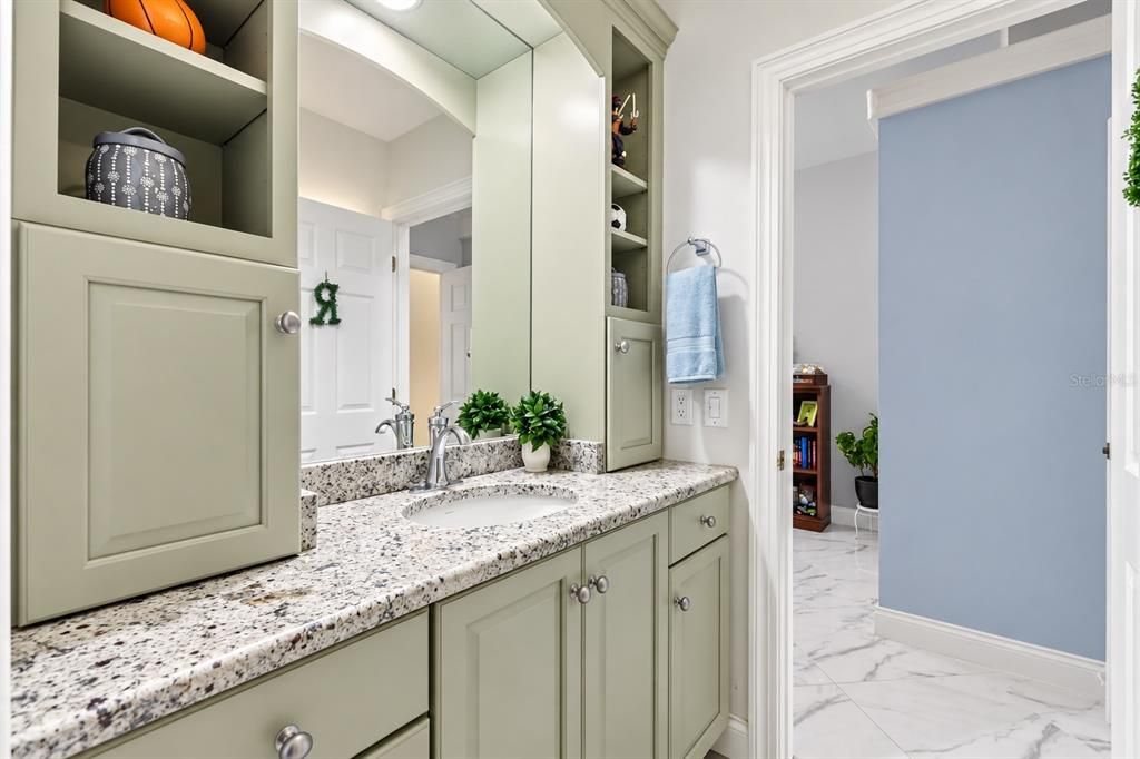 For Sale: $1,895,000 (4 beds, 4 baths, 4415 Square Feet)