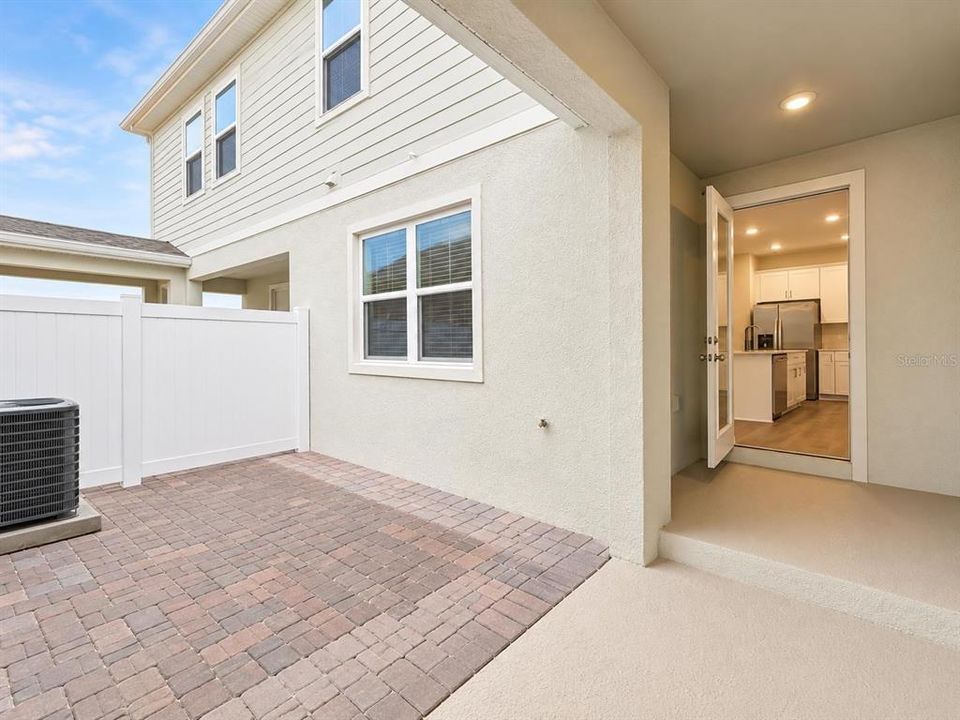 For Rent: $3,100 (3 beds, 2 baths, 1764 Square Feet)