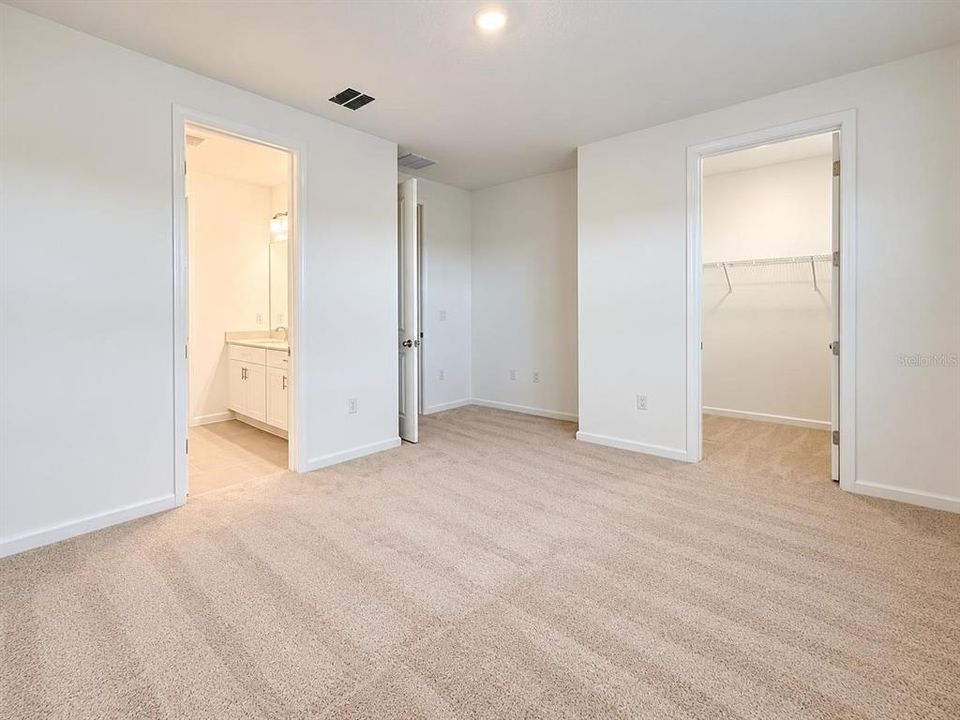 For Rent: $3,100 (3 beds, 2 baths, 1764 Square Feet)