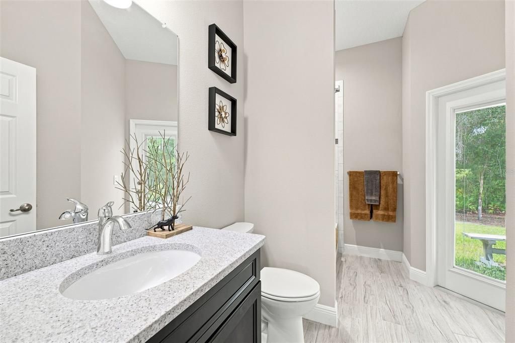 For Sale: $380,000 (3 beds, 2 baths, 1762 Square Feet)