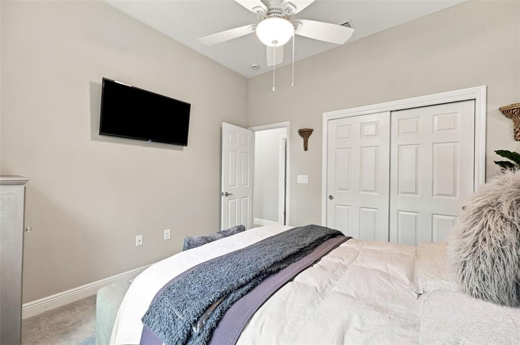 For Sale: $380,000 (3 beds, 2 baths, 1762 Square Feet)