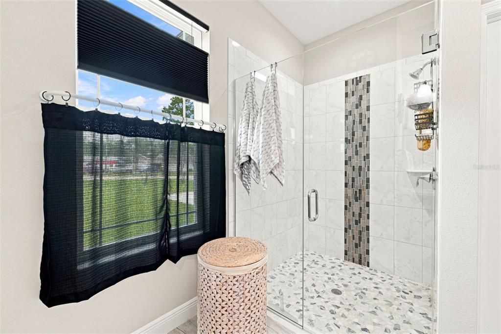 For Sale: $380,000 (3 beds, 2 baths, 1762 Square Feet)