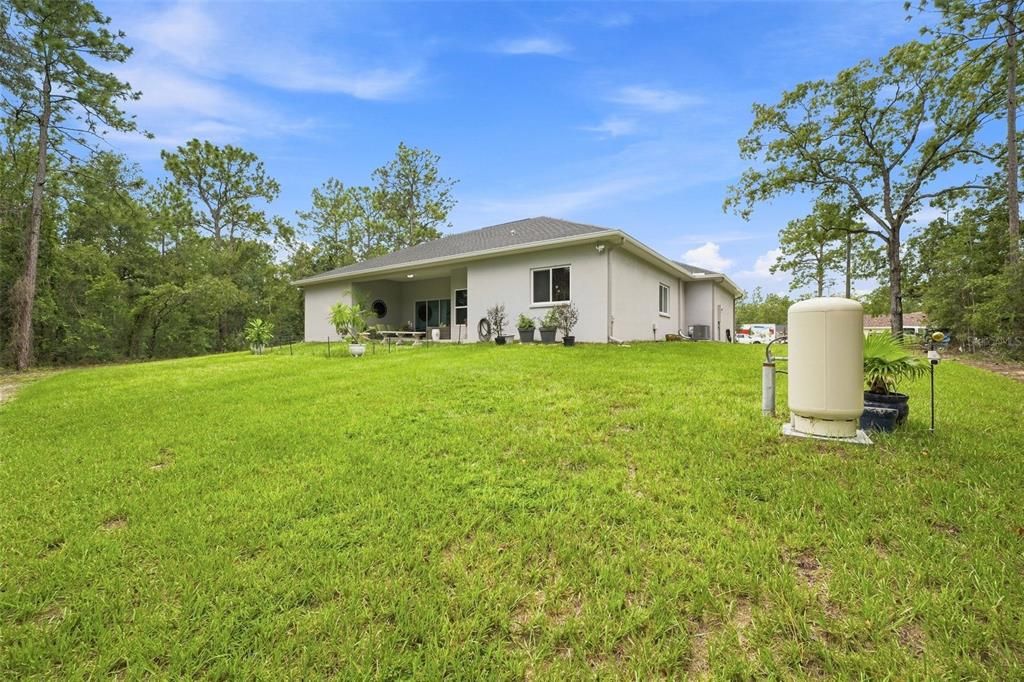 For Sale: $380,000 (3 beds, 2 baths, 1762 Square Feet)
