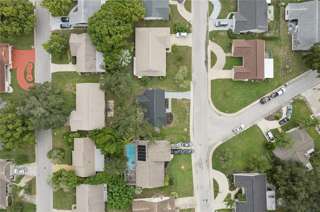 For Sale: $228,900 (2 beds, 2 baths, 848 Square Feet)