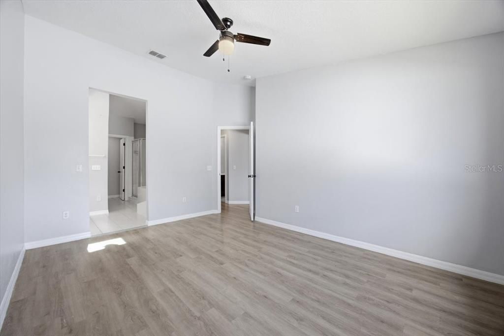 For Rent: $1,650 (3 beds, 2 baths, 1748 Square Feet)