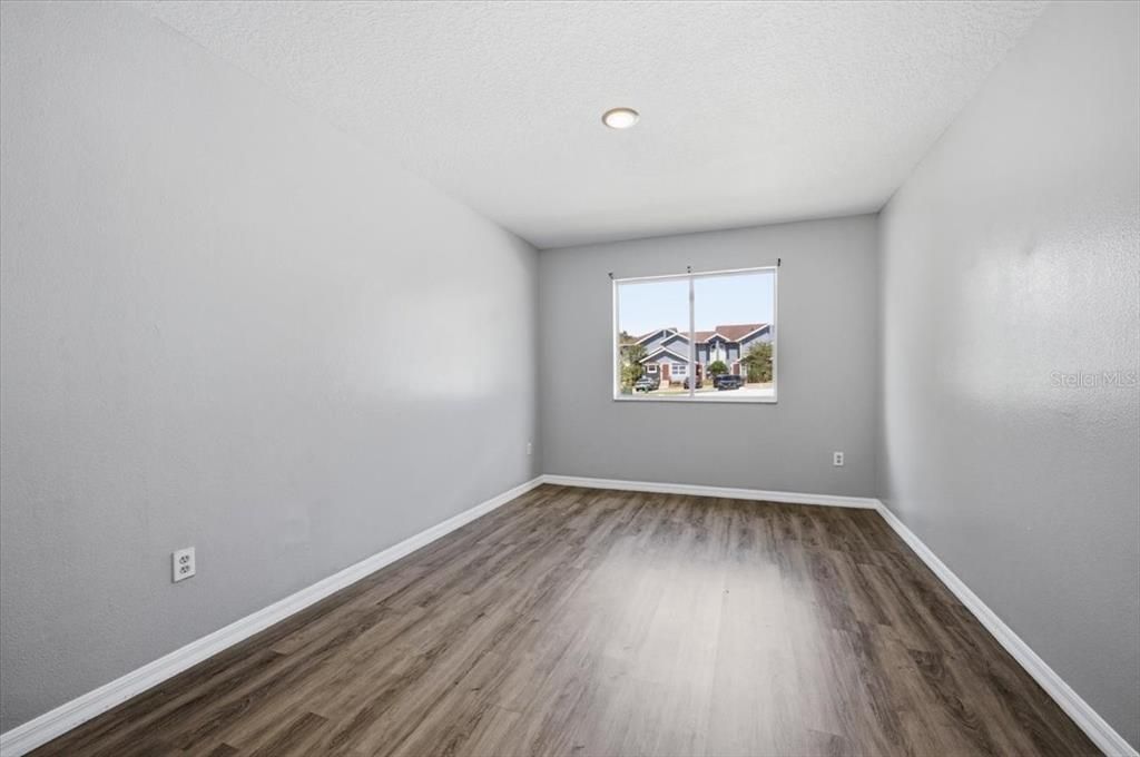 For Rent: $1,650 (3 beds, 2 baths, 1748 Square Feet)