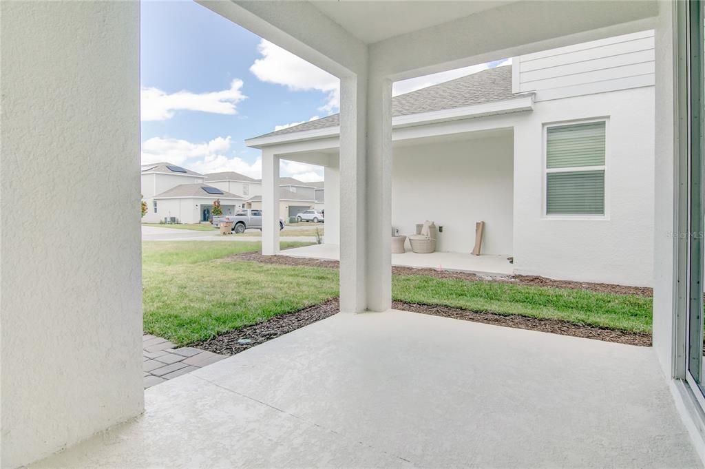 For Rent: $2,400 (6 beds, 3 baths, 2634 Square Feet)