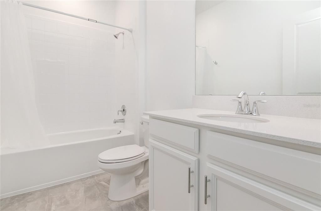 For Rent: $2,400 (6 beds, 3 baths, 2634 Square Feet)