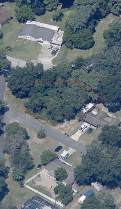 На продажу: $22,500 (0.27 acres)