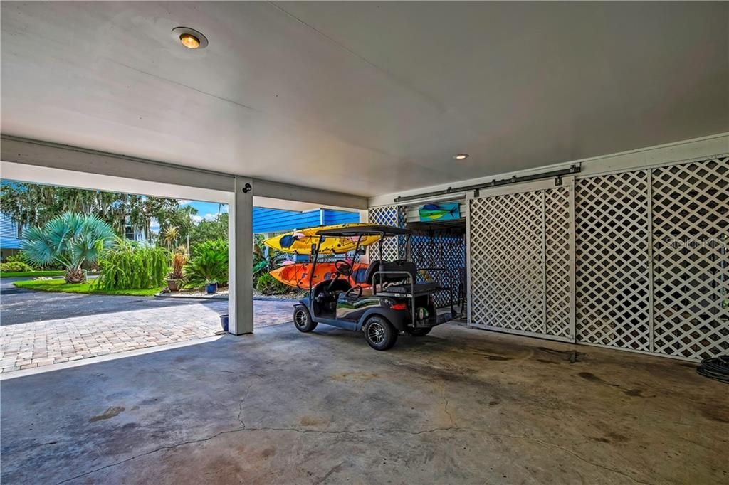 Activo con contrato: $369,000 (2 camas, 2 baños, 1325 Pies cuadrados)