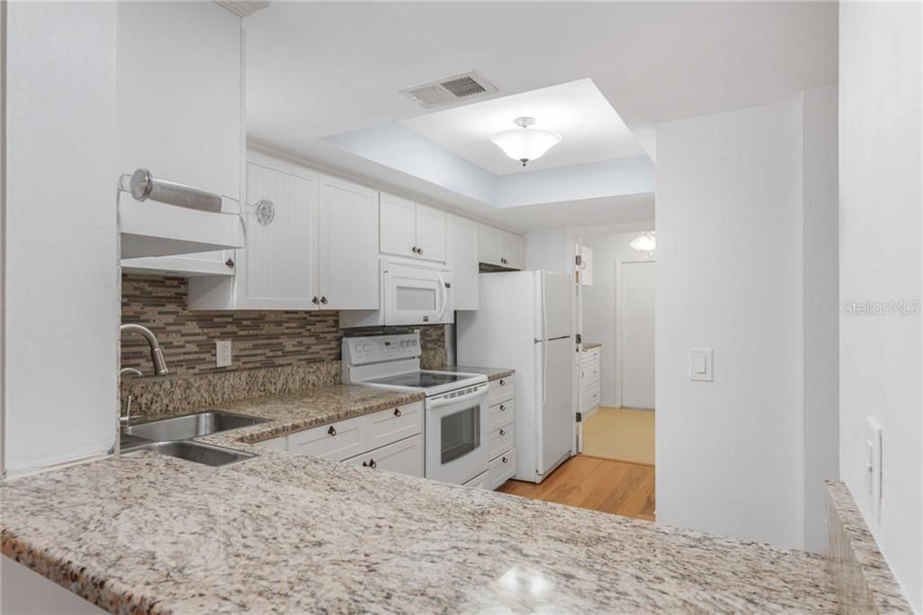 Activo con contrato: $149,000 (2 camas, 2 baños, 1320 Pies cuadrados)
