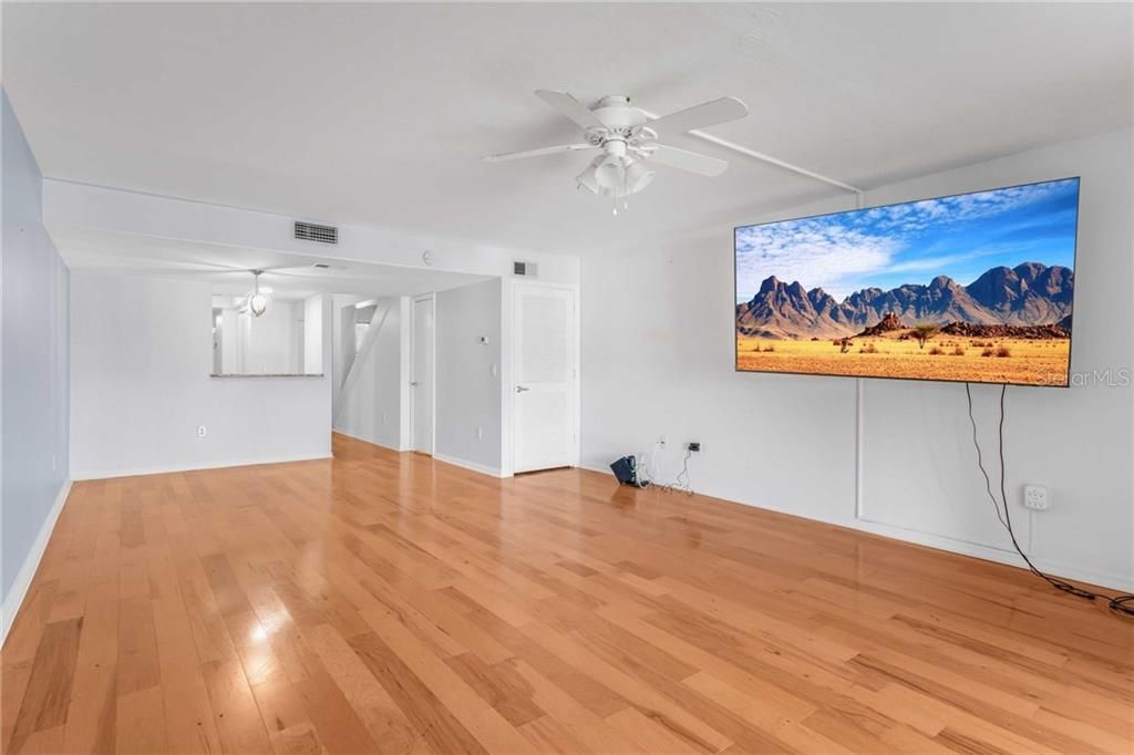Activo con contrato: $149,000 (2 camas, 2 baños, 1320 Pies cuadrados)