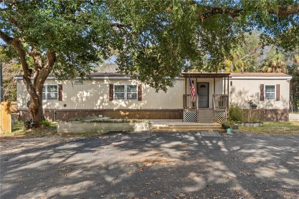 For Sale: $222,900 (3 beds, 2 baths, 1500 Square Feet)