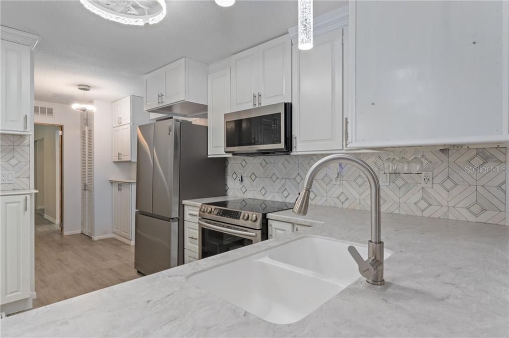 For Sale: $222,900 (3 beds, 2 baths, 1500 Square Feet)