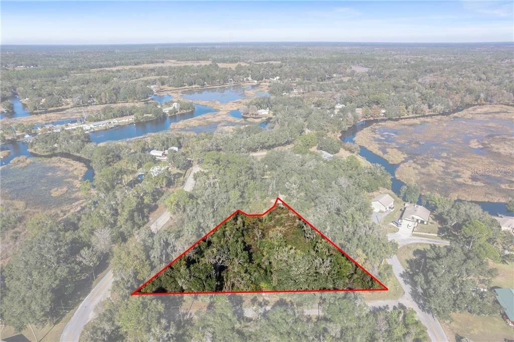 На продажу: $209,900 (2.65 acres)