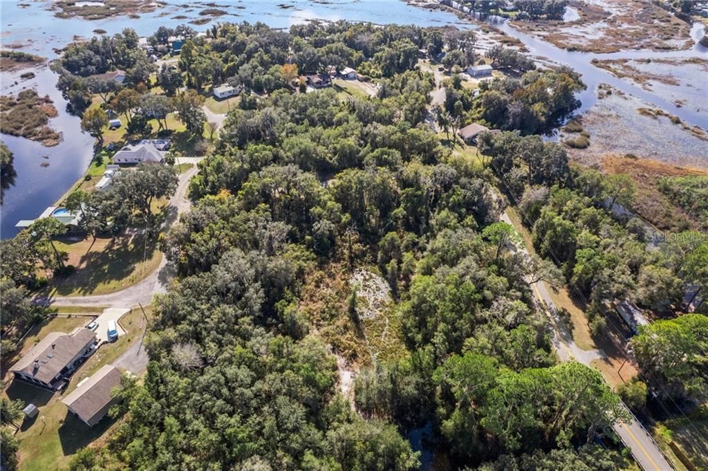 На продажу: $209,900 (2.65 acres)