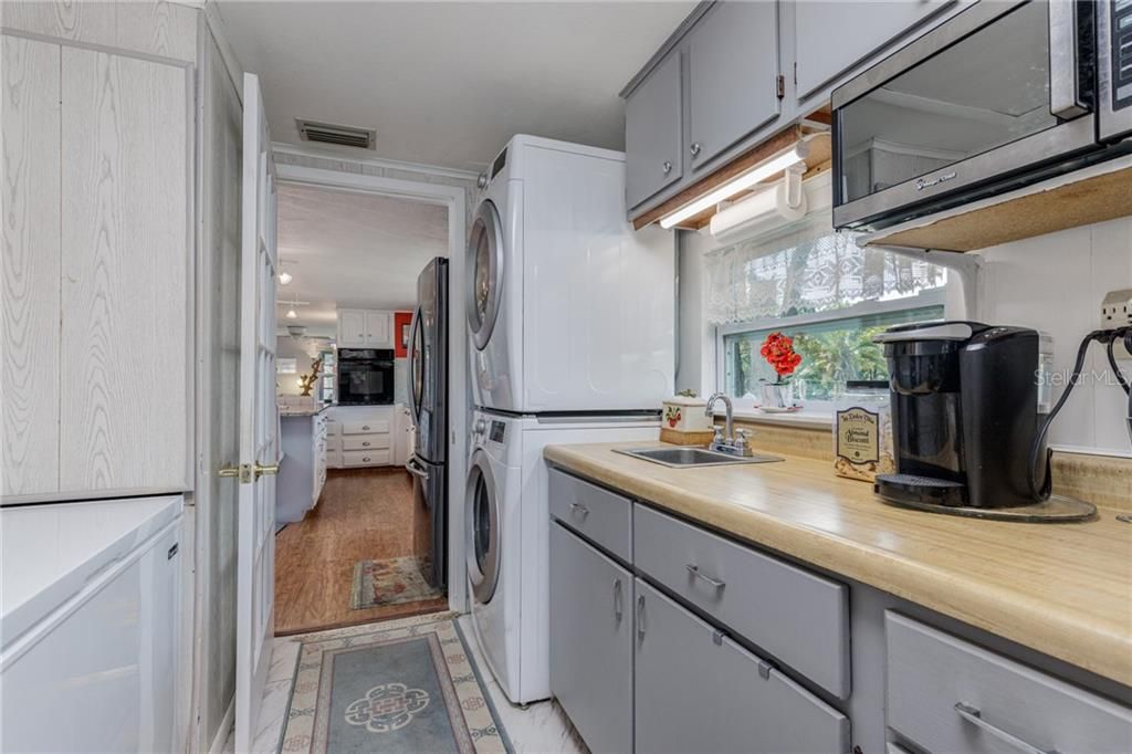 En Venta: $410,000 (5 camas, 3 baños, 1540 Pies cuadrados)
