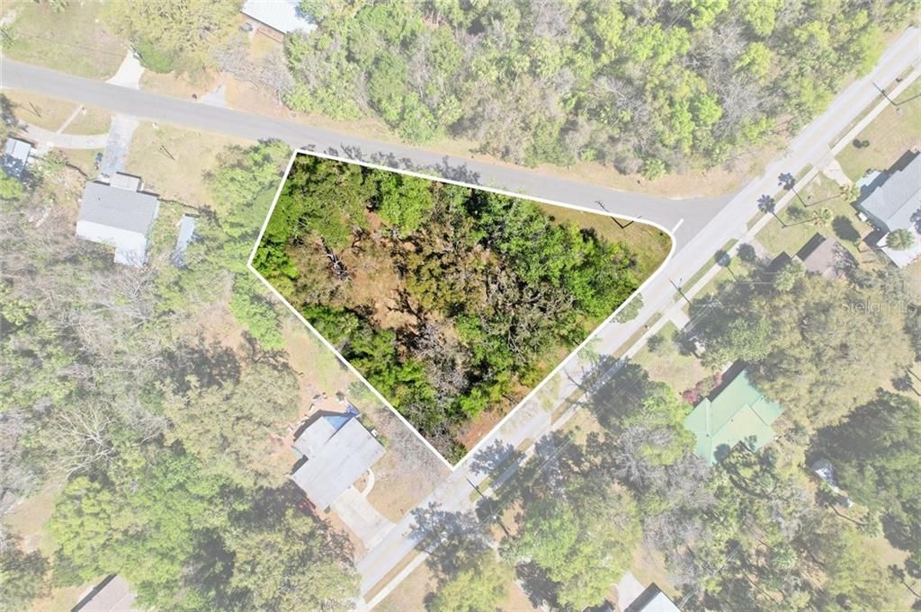En Venta: $45,900 (0.57 acres)