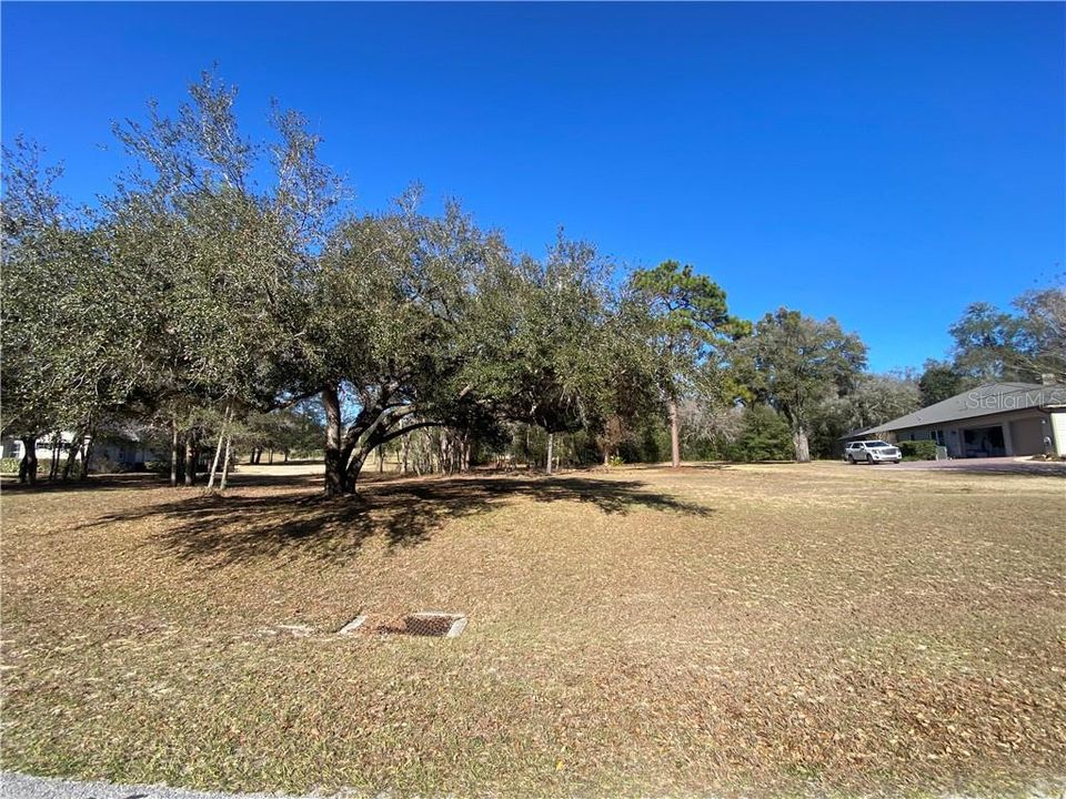待售: $159,000 (0.94 acres)