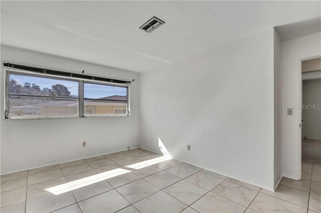 For Sale: $650,000 (3 beds, 2 baths, 1533 Square Feet)