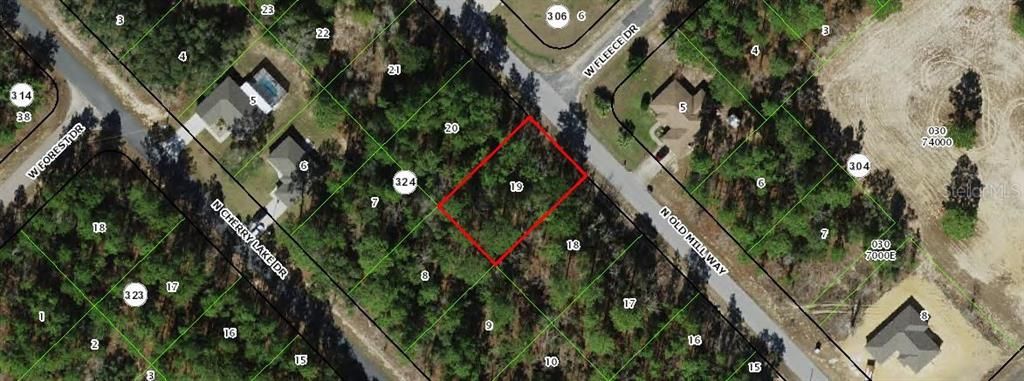 En Venta: $29,900 (0.23 acres)