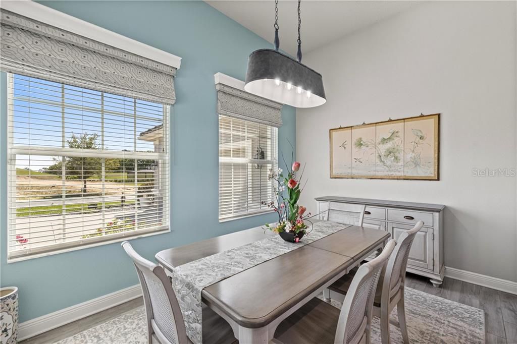 For Sale: $949,000 (4 beds, 3 baths, 2602 Square Feet)