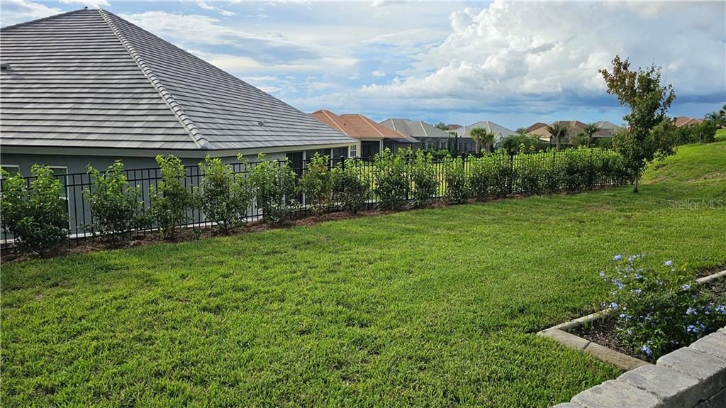 For Sale: $949,000 (4 beds, 3 baths, 2602 Square Feet)
