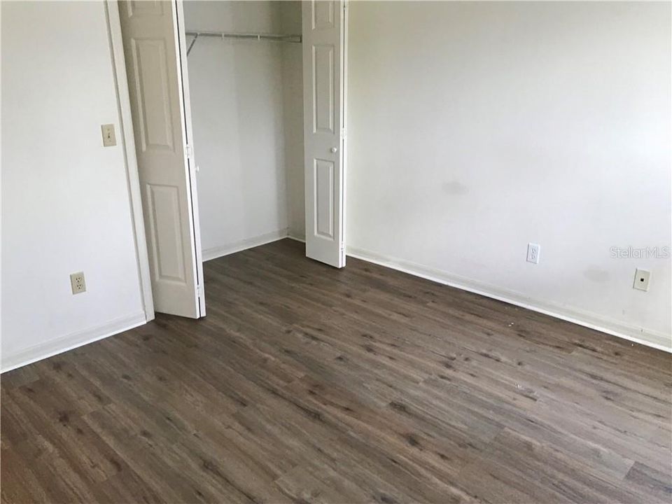 En Renta: $0 (2 camas, 1 baños, 1074 Pies cuadrados)