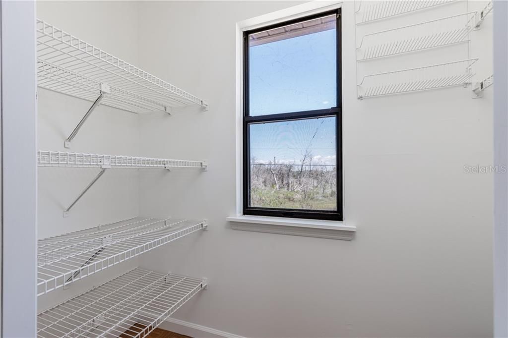 En Venta: $375,000 (2 camas, 2 baños, 1040 Pies cuadrados)