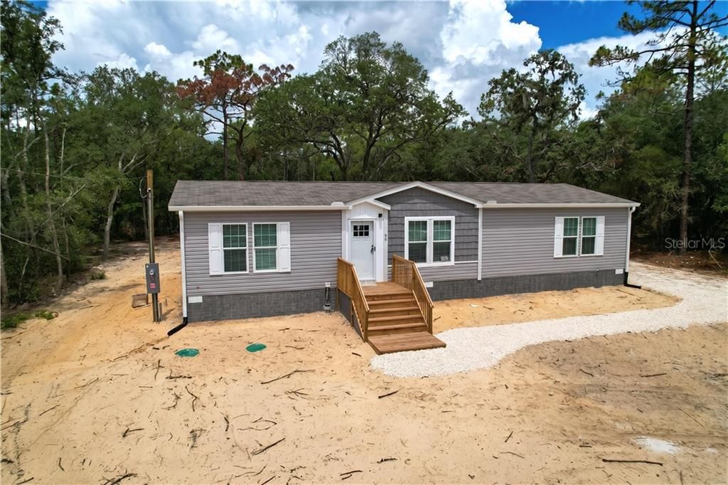 Active With Contract: $244,900 (3 beds, 2 baths, 1500 Square Feet)
