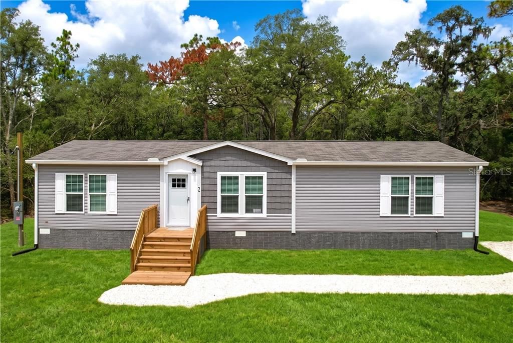 Active With Contract: $244,900 (3 beds, 2 baths, 1500 Square Feet)