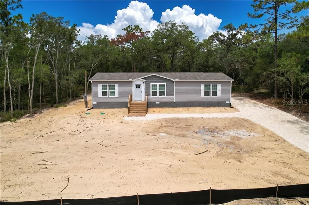 Active With Contract: $244,900 (3 beds, 2 baths, 1500 Square Feet)