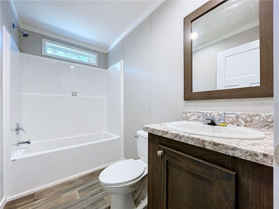 Active With Contract: $244,900 (3 beds, 2 baths, 1500 Square Feet)