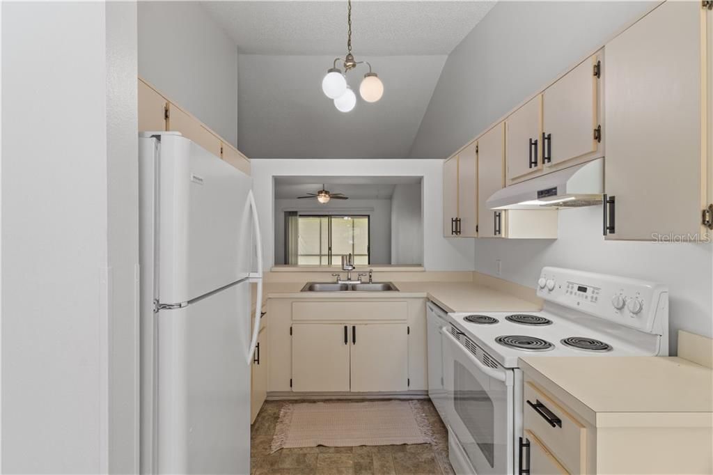 En Venta: $147,900 (2 camas, 2 baños, 959 Pies cuadrados)