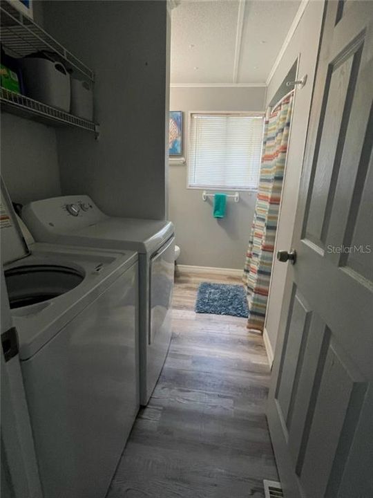 For Sale: $159,900 (2 beds, 2 baths, 784 Square Feet)