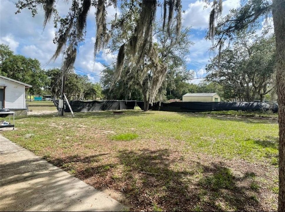 For Sale: $159,900 (2 beds, 2 baths, 784 Square Feet)