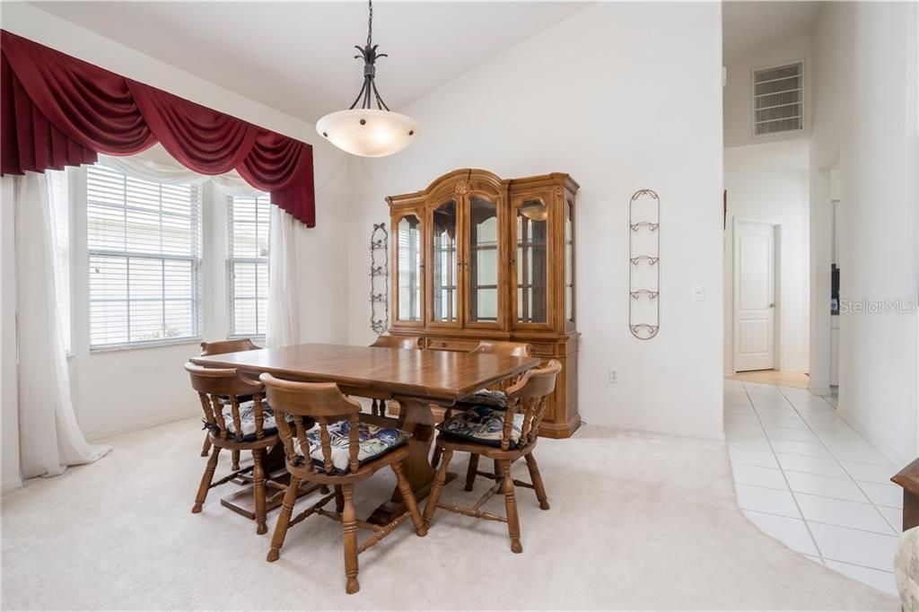 En Venta: $359,000 (3 camas, 2 baños, 1893 Pies cuadrados)