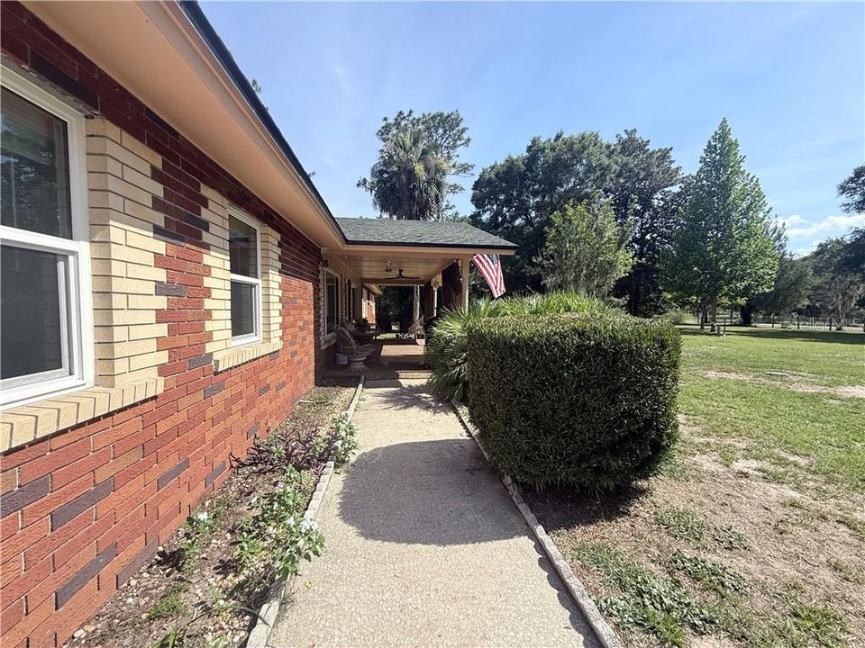 For Sale: $485,000 (5 beds, 3 baths, 3761 Square Feet)