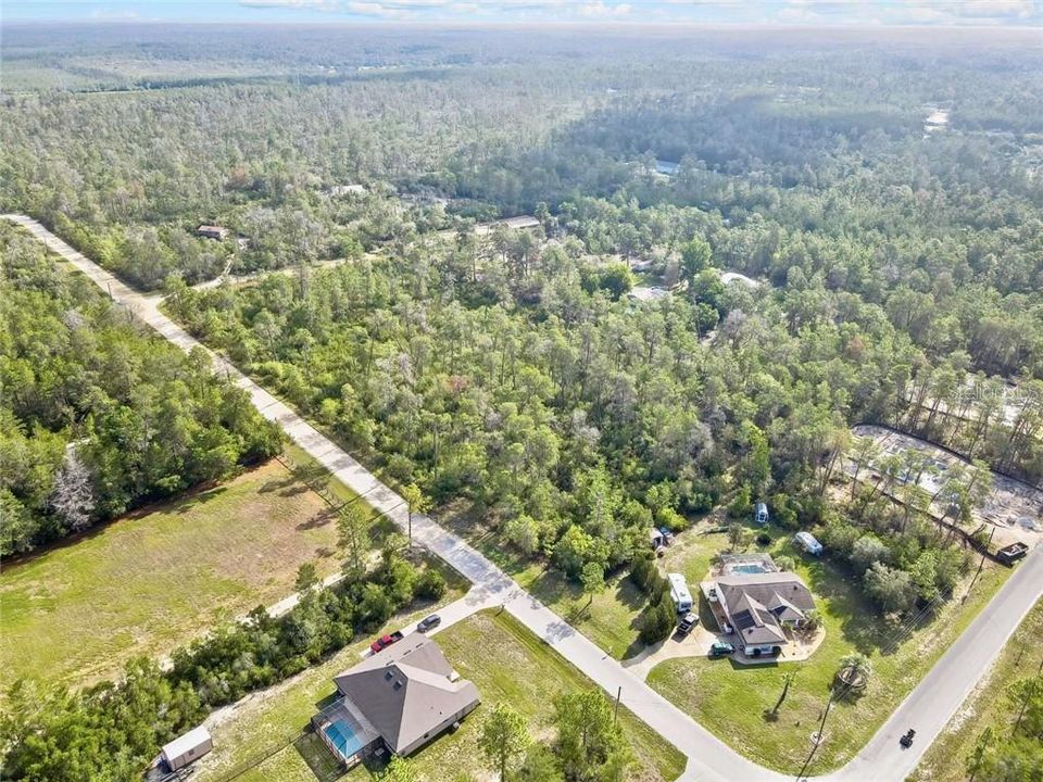 На продажу: $189,900 (3.03 acres)