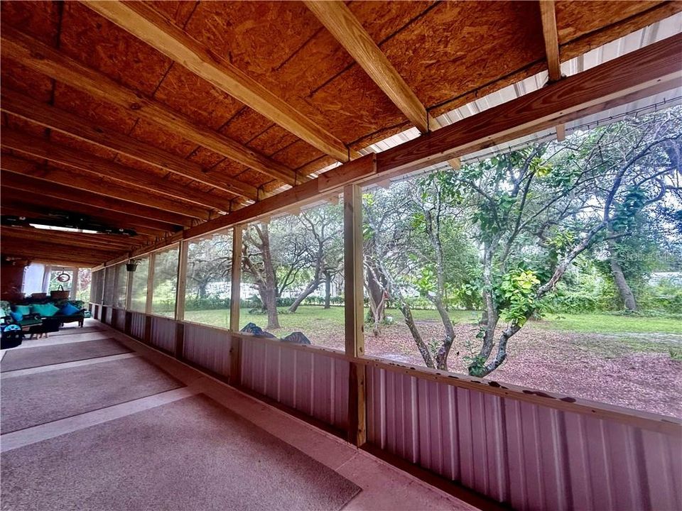 For Sale: $179,900 (2 beds, 2 baths, 840 Square Feet)