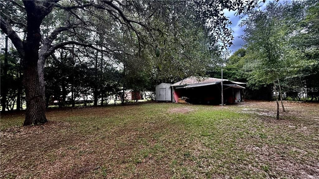 For Sale: $179,900 (2 beds, 2 baths, 840 Square Feet)