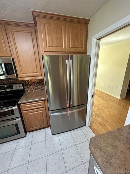 For Rent: $0 (3 beds, 2 baths, 1779 Square Feet)