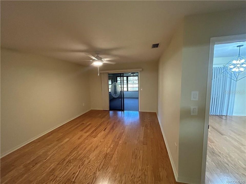 For Rent: $0 (3 beds, 2 baths, 1779 Square Feet)
