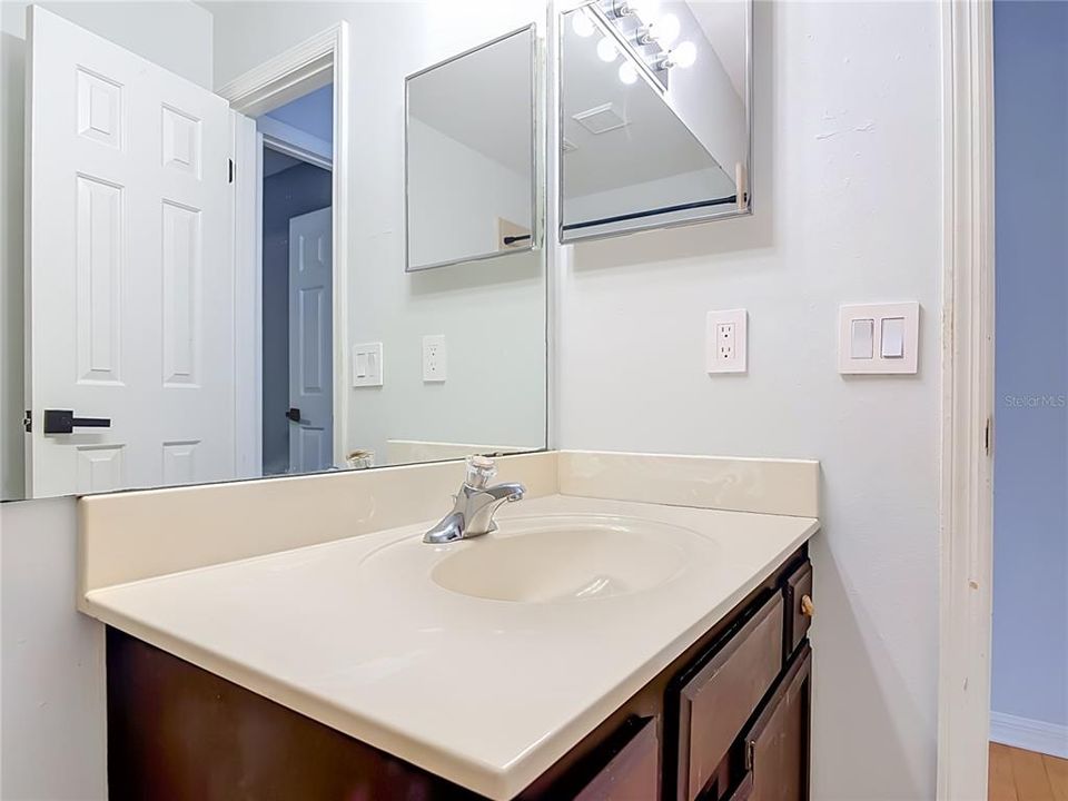For Sale: $425,000 (3 beds, 2 baths, 1658 Square Feet)