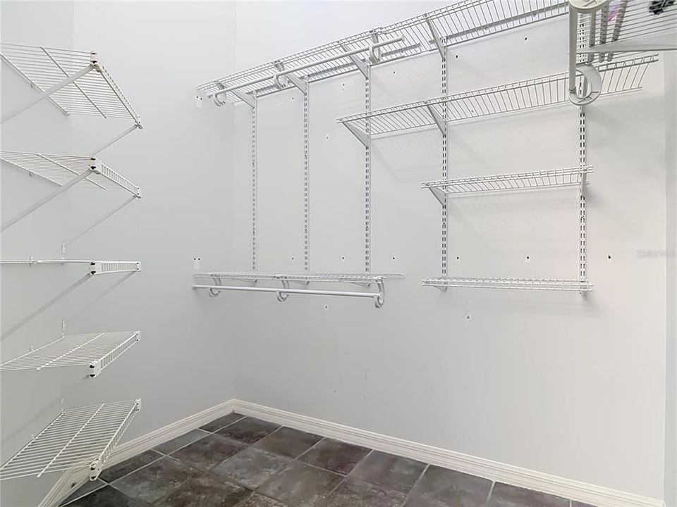 For Sale: $425,000 (3 beds, 2 baths, 1658 Square Feet)