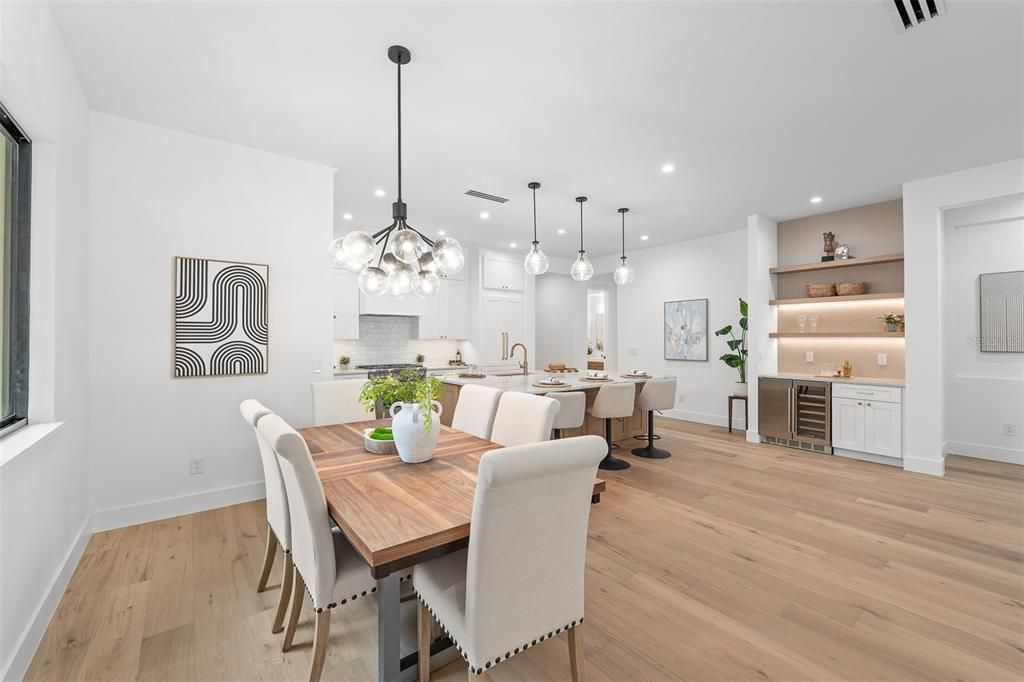 На продажу: $1,799,900 (5 спален, 4 ванн, 3252 Квадратных фут)