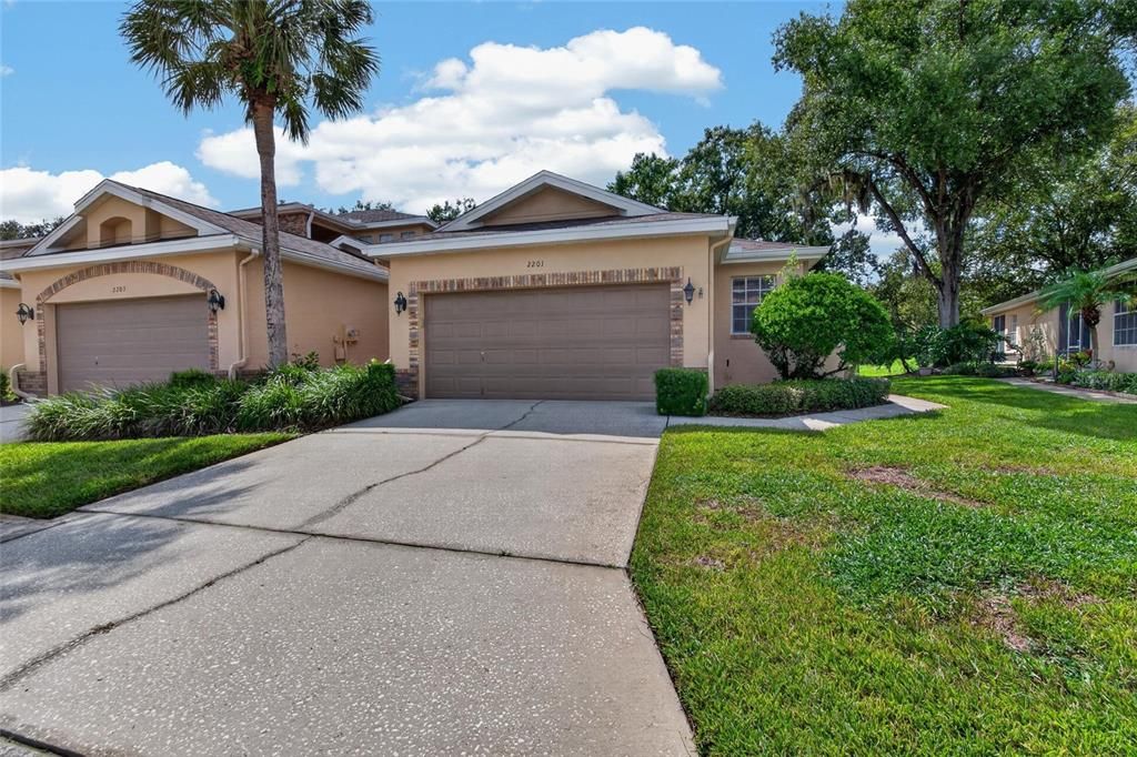 For Sale: $175,000 (2 beds, 2 baths, 1488 Square Feet)