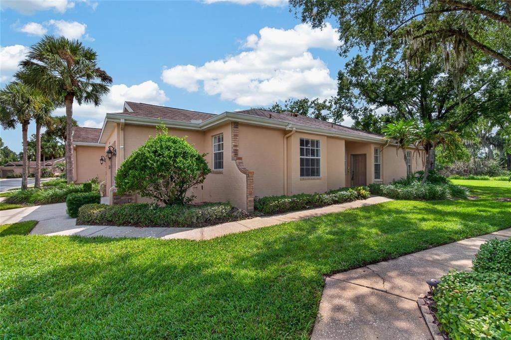 For Sale: $175,000 (2 beds, 2 baths, 1488 Square Feet)