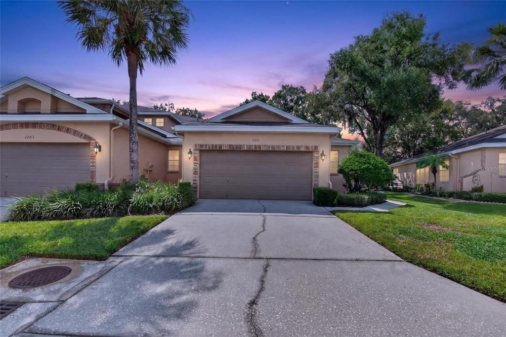 For Sale: $175,000 (2 beds, 2 baths, 1488 Square Feet)
