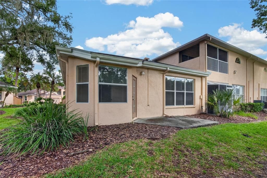 For Sale: $175,000 (2 beds, 2 baths, 1488 Square Feet)